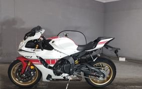YAMAHA YZF-R1 2022 RN65J