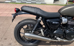 TRIUMPH STREET TWIN 2017 DAD74G