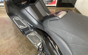 YAMAHA T-MAX 530 ABS 2013 SJ12J