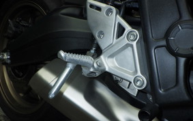 HONDA CB650R E-Clutch 2025 RH17