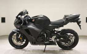 HONDA CBR600RR 2024 PC40