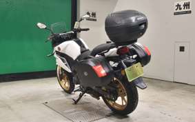 HONDA CBF190X 2025