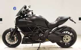 DUCATI DIAVEL DARK 2015