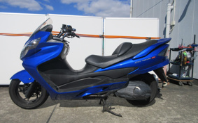SUZUKI SKYWAVE 250M
