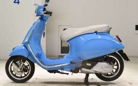 VESPA PRIMAVERA 125
