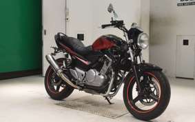 SUZUKI GSR250 2015