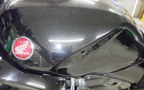 HONDA CB1300SB SUPER BOLDOR EP 2017 SC54