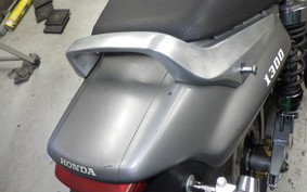 HONDA X4 1997 SC38