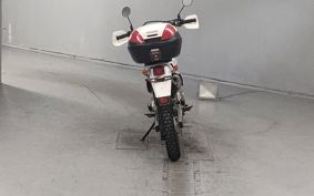 SUZUKI DJEBEL200 SH42A