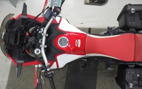 HONDA CRF1000L AFRICA TWIN 2016 SD04