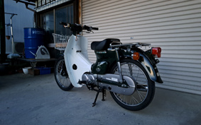 HONDA C50 SUPER CUB DX C50