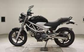 HONDA VTR 250 Gen. 2 2023 MC33