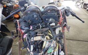 SUZUKI GSX-R400 GK71B