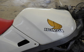 HONDA VTZ250 MC15