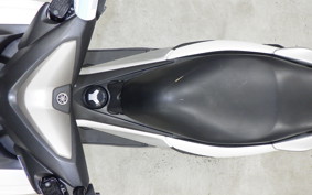 YAMAHA N-MAX SE86J