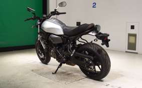 YAMAHA XSR700 2018 RM22J