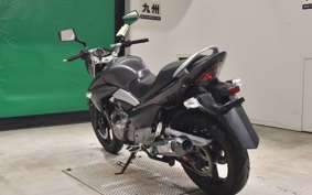 SUZUKI GSR250