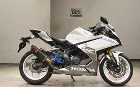 HONDA CBR250RR A MC51