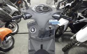 YAMAHA CYGNUS 125 XSR 2 2005 SE44J