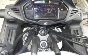 HONDA VFR800X 2015 RC80
