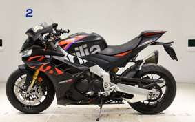 APRILIA RSV4 1100ファクトリ 2024