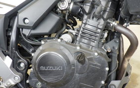 SUZUKI Vｽﾄﾛｰﾑ250