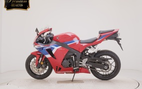 HONDA CBR600RR 2024 PC40