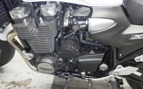 YAMAHA XJR1300 Gen.2 2013