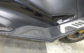 YAMAHA T-MAX 560 T 2020 SJ19J