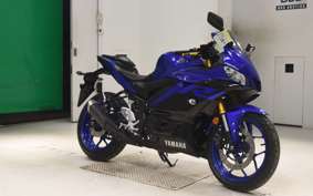 YAMAHA YZF-R25 2017 RG43J