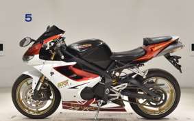 TRIUMPH DAYTONA 675 2010