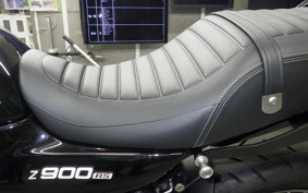 KAWASAKI Z900RS 2025 ZR900K