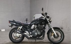 SUZUKI INAZUMA 400 GK7BA