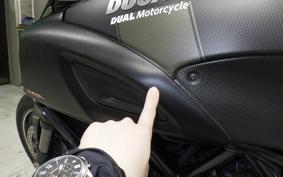 DUCATI DIAVEL Carbon 2017