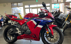 HONDA CBR600RR 2024 PC40