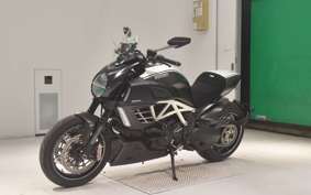 DUCATI DIAVEL AMG 2012