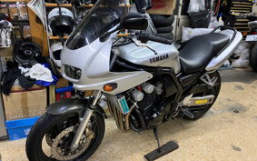 YAMAHA FZ400 1997 4YR