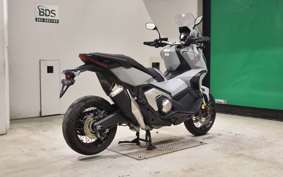 HONDA X-ADV 750 2023 RH10