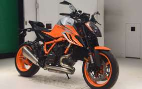 KTM 1290 SUPER DUKE R 2023