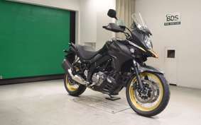 SUZUKI Vｽﾄﾛｰﾑ650XTA 2025 C733M