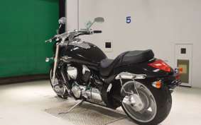 SUZUKI BOULEVARD M109R 2010