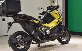 HONDA X-ADV 750 2025 RH21