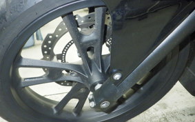 HONDA NM4 VULTUS -02 2014 RC82