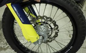 HUSQVARNA 701ED 2022