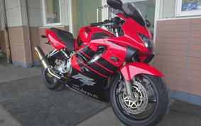HONDA CBR600F 1999 PC35