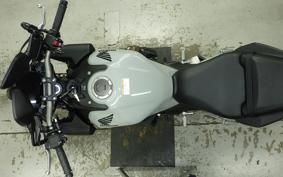HONDA CB650R E-Clutch 2025 RH17