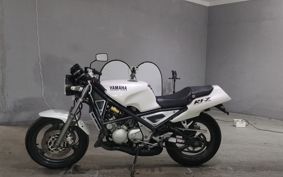 YAMAHA R1-Z 3XC