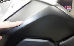 SUZUKI GSX-8R 2025 EM1AA