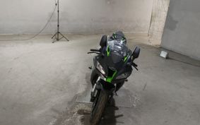 KAWASAKI ZX 10 NINJA R SE ZXT02E
