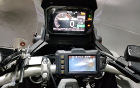 HONDA X-ADV 750 RH10